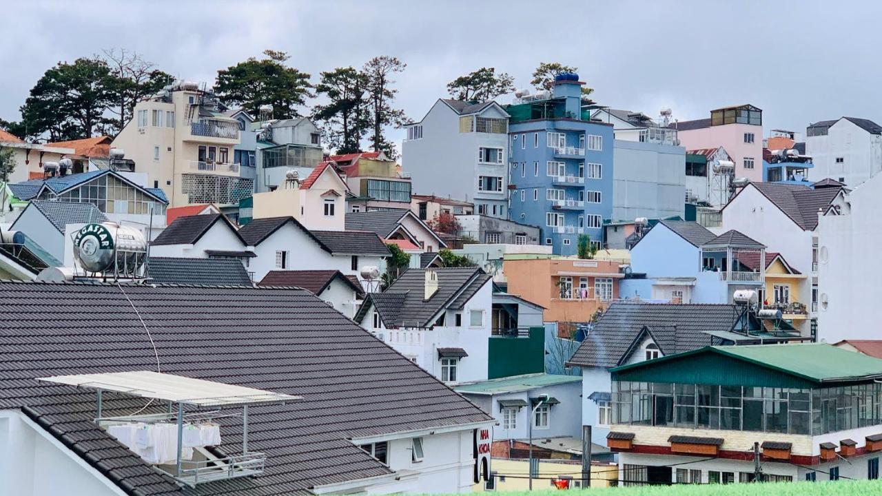 Dalat Stream Hotel-Khach San Dep ダラット エクステリア 写真