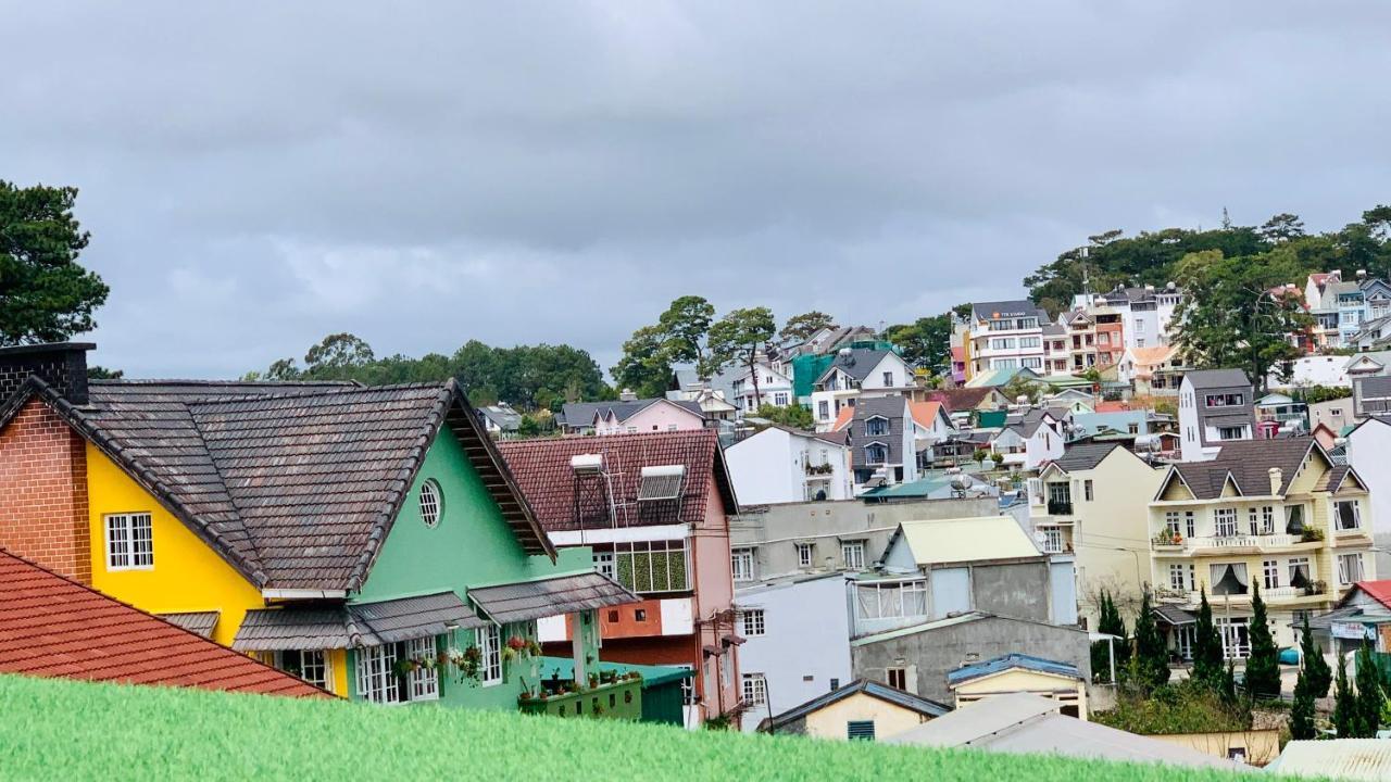 Dalat Stream Hotel-Khach San Dep ダラット エクステリア 写真