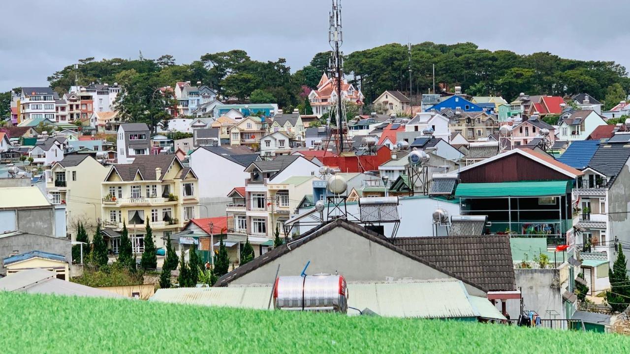 Dalat Stream Hotel-Khach San Dep ダラット エクステリア 写真