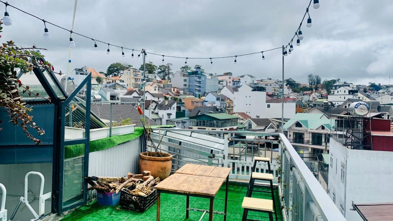 Dalat Stream Hotel-Khach San Dep ダラット エクステリア 写真
