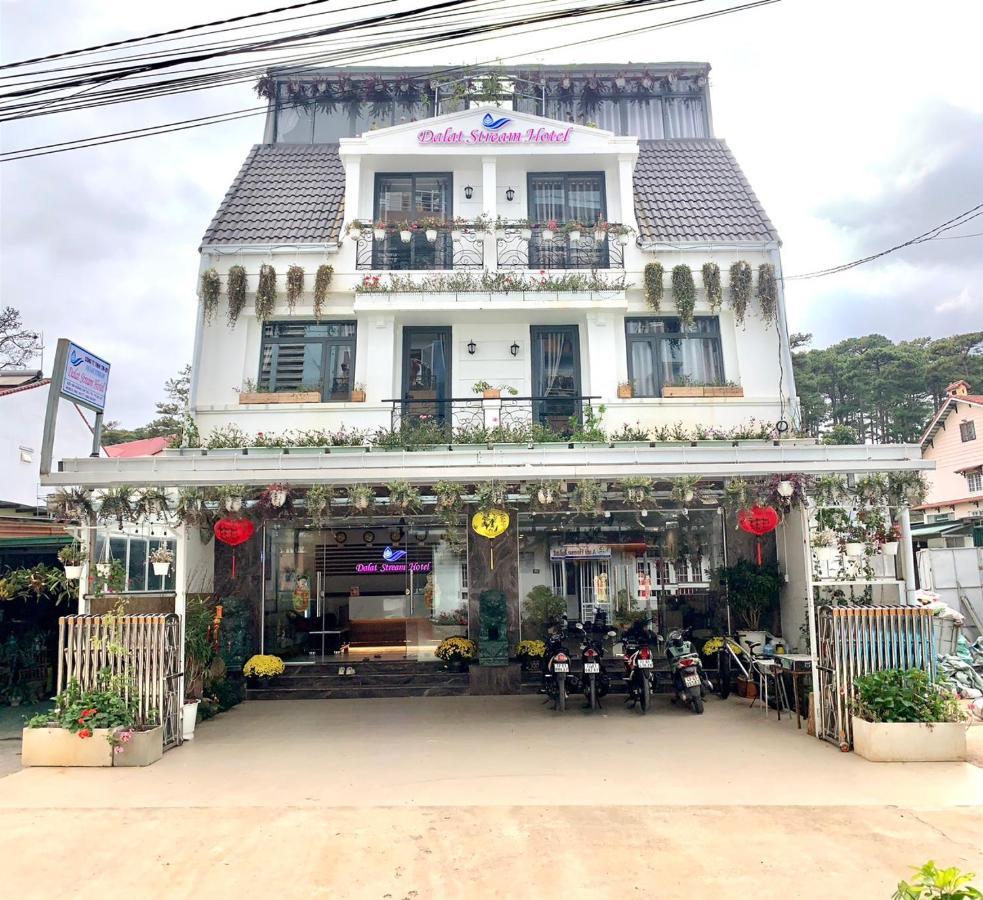 Dalat Stream Hotel-Khach San Dep ダラット エクステリア 写真