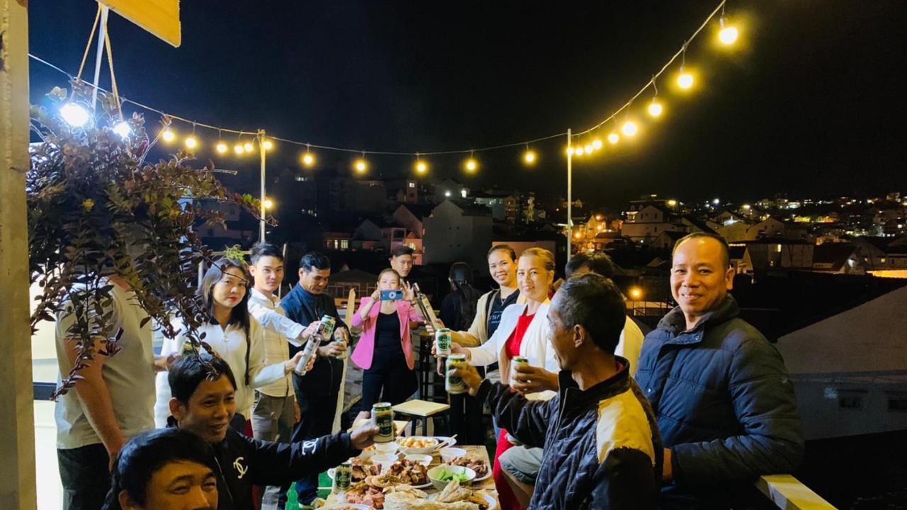 Dalat Stream Hotel-Khach San Dep ダラット エクステリア 写真